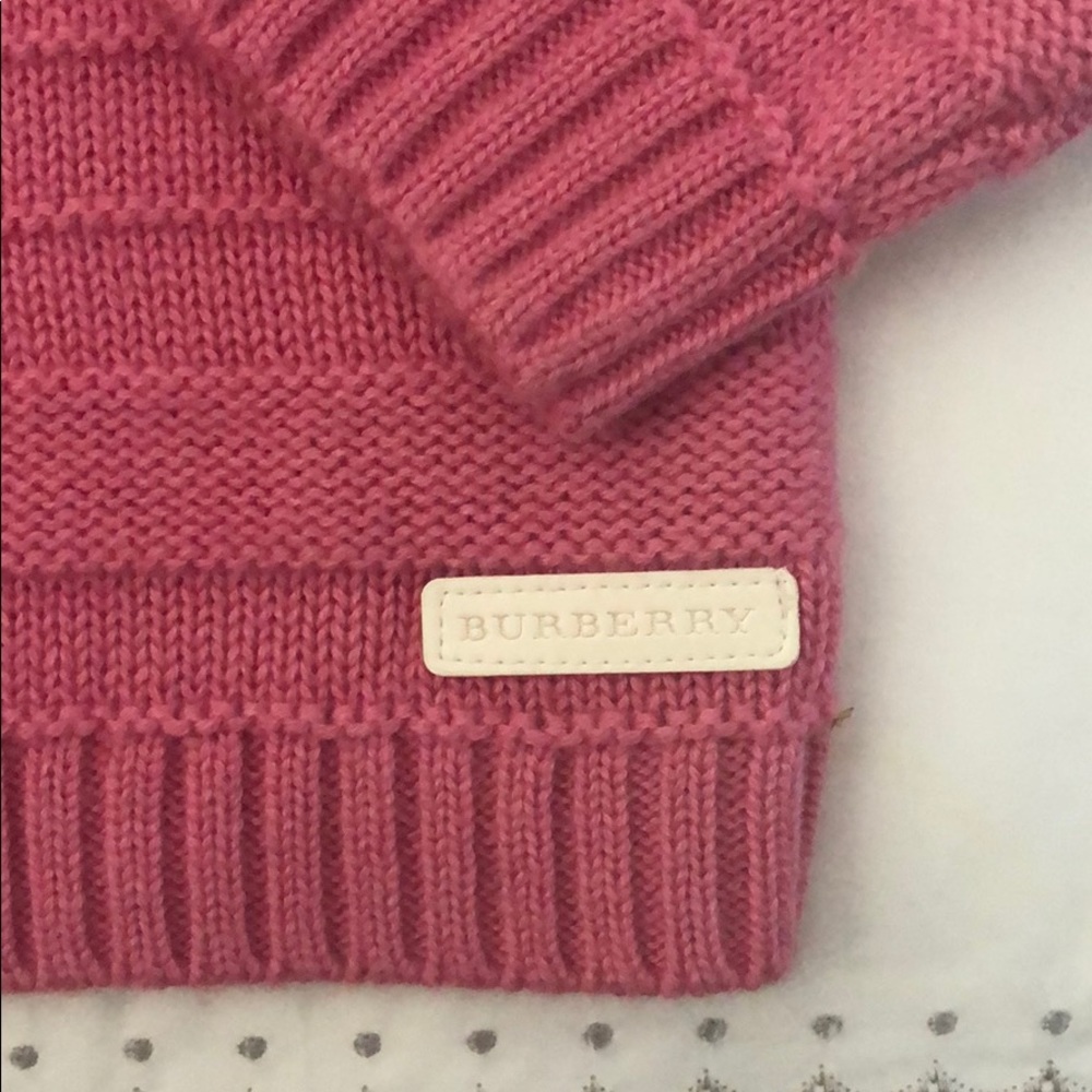 Burberry like new sweater